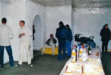 Passiar ved rejsegilde. Ca. november 2000.